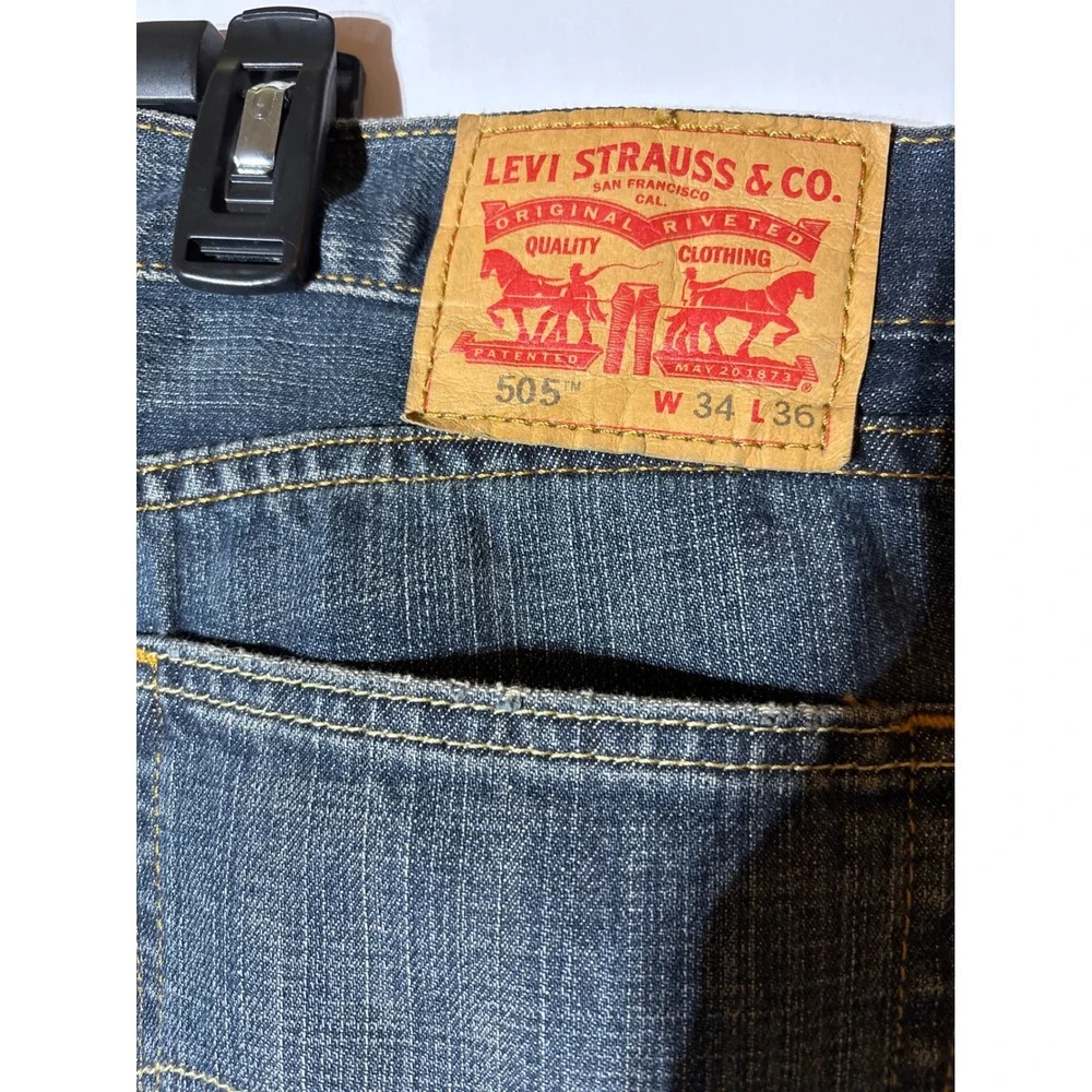 Levi Strauss & Co 34 out durable